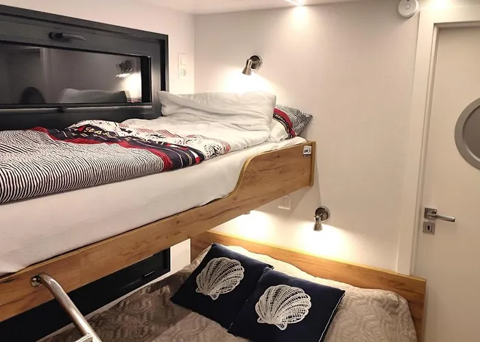 Apartmán Houseboat Water King Plywajacy Dom Na Wodzie, 7 Os Vratislav