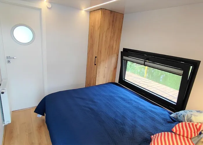 Houseboat Water King Plywajacy Dom Na Wodzie, 7 Os Apartmán Vratislav