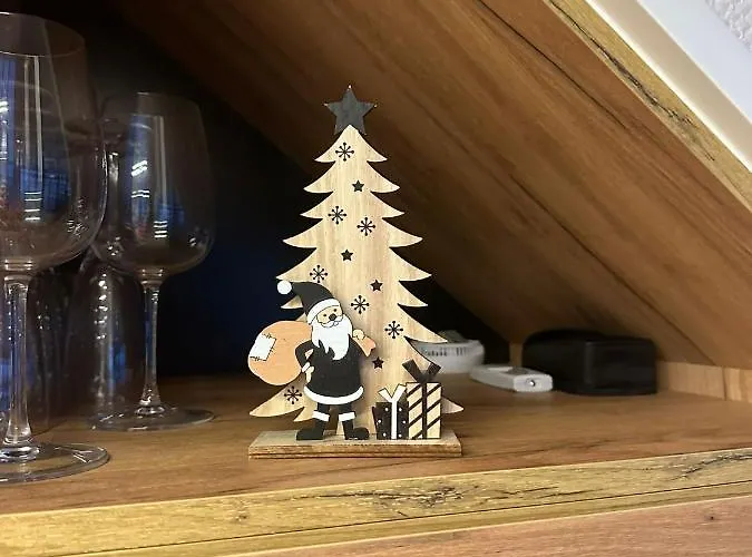 Apartmán Houseboat Water King Plywajacy Dom Na Wodzie, 7 Os *